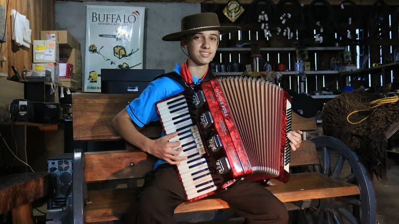 Rafael vai buscar o título nacional de gaita  (Foto: Renan Ribeiro)