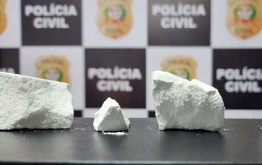 Esposa é acusada de colocar cocaína na pipoca do marido