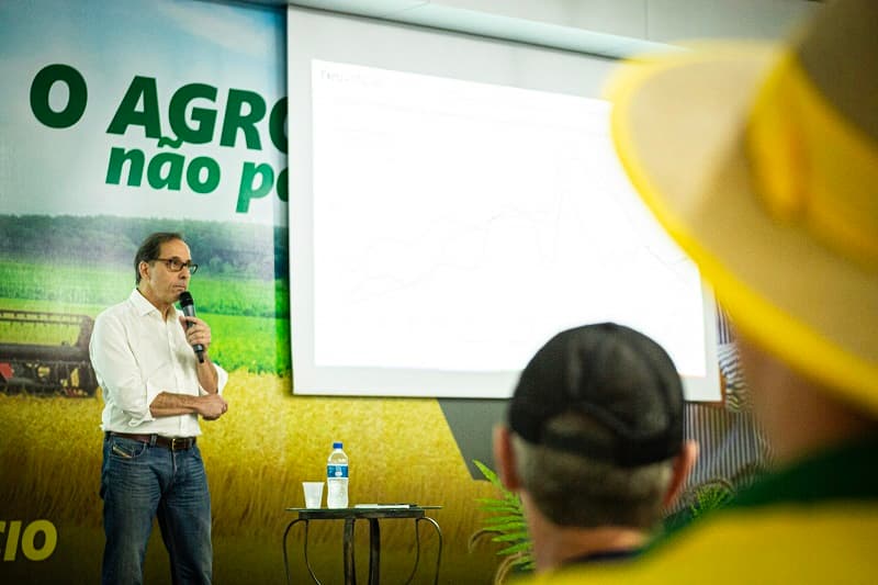 Venda de fertilizantes deve crescer de 5% a 10% em 2023