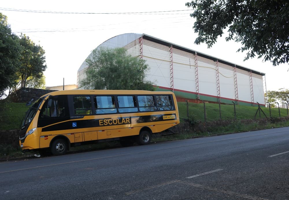 Educandário precisa de melhorias (Foto: Henrique Paulo Koch)