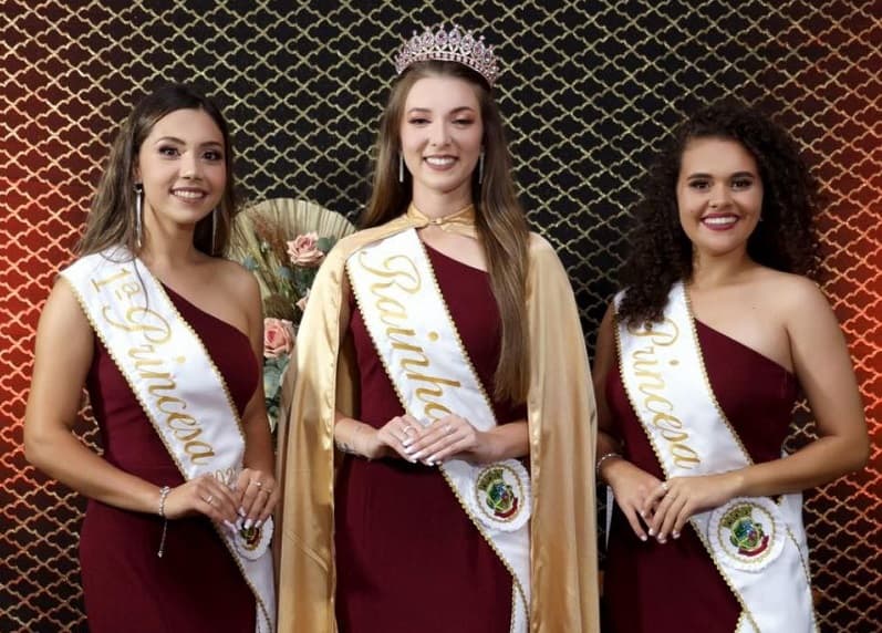 Serra Alta apresenta candidatas ao concurso de soberanas