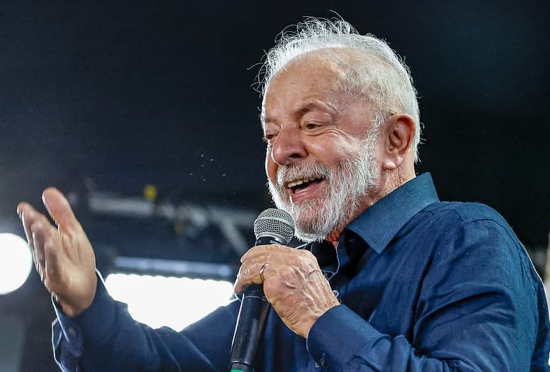 Tarifaço! 55% avaliam negativamente atuação de Bolsonaros; Lula divide opiniões