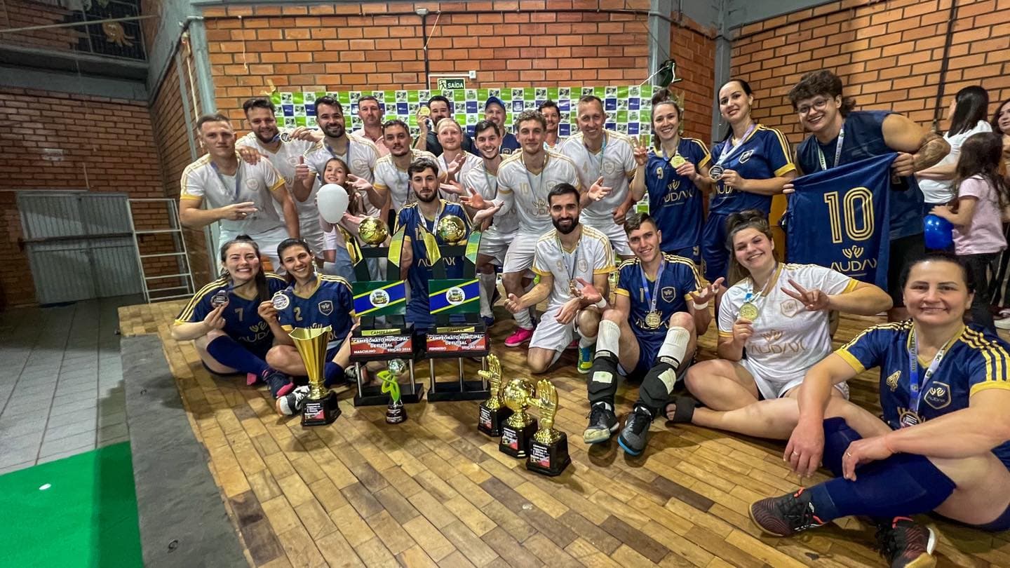 Audax é campeão no masculino e no feminino no Campeonato Municipal de Futsal em Nova Itaberaba