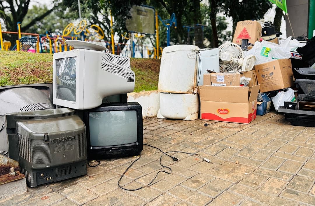 TV Mitsubishi é destaque na coleta de eletrônicos em Pinhalzinho