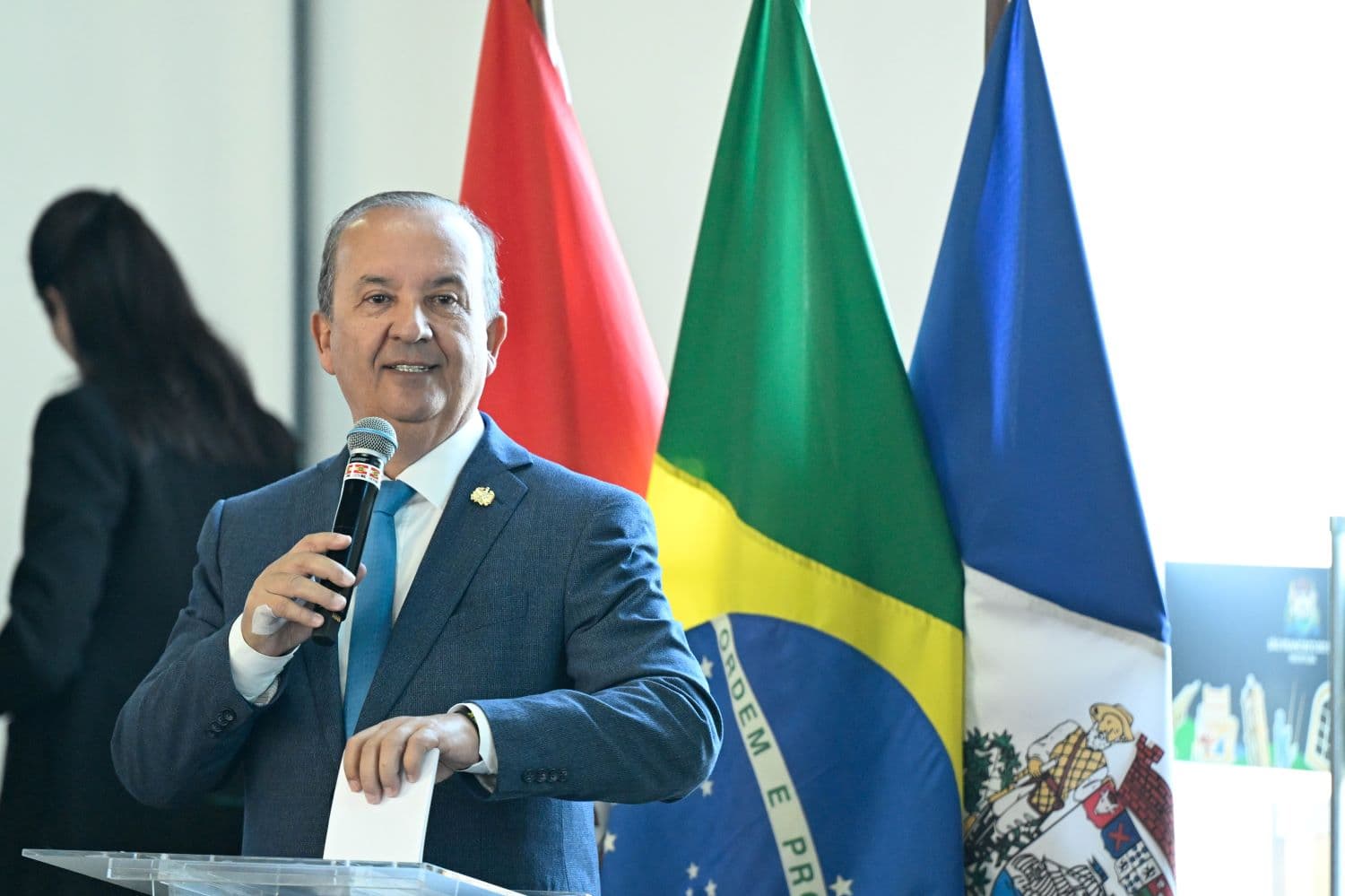 Governador transfere capital do Estado para São Francisco do Sul  (Foto: Eduardo Valente/Secom)