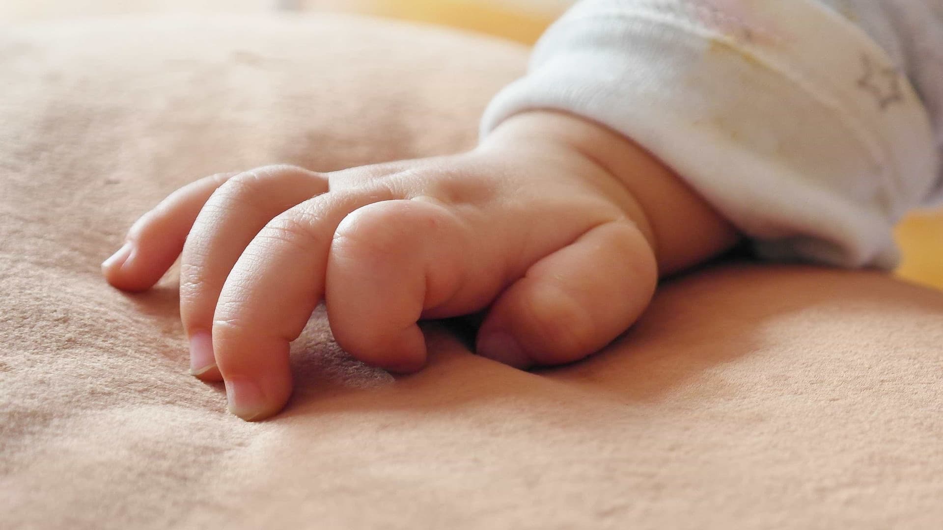 Bebê morre durante o “soninho” em creche
