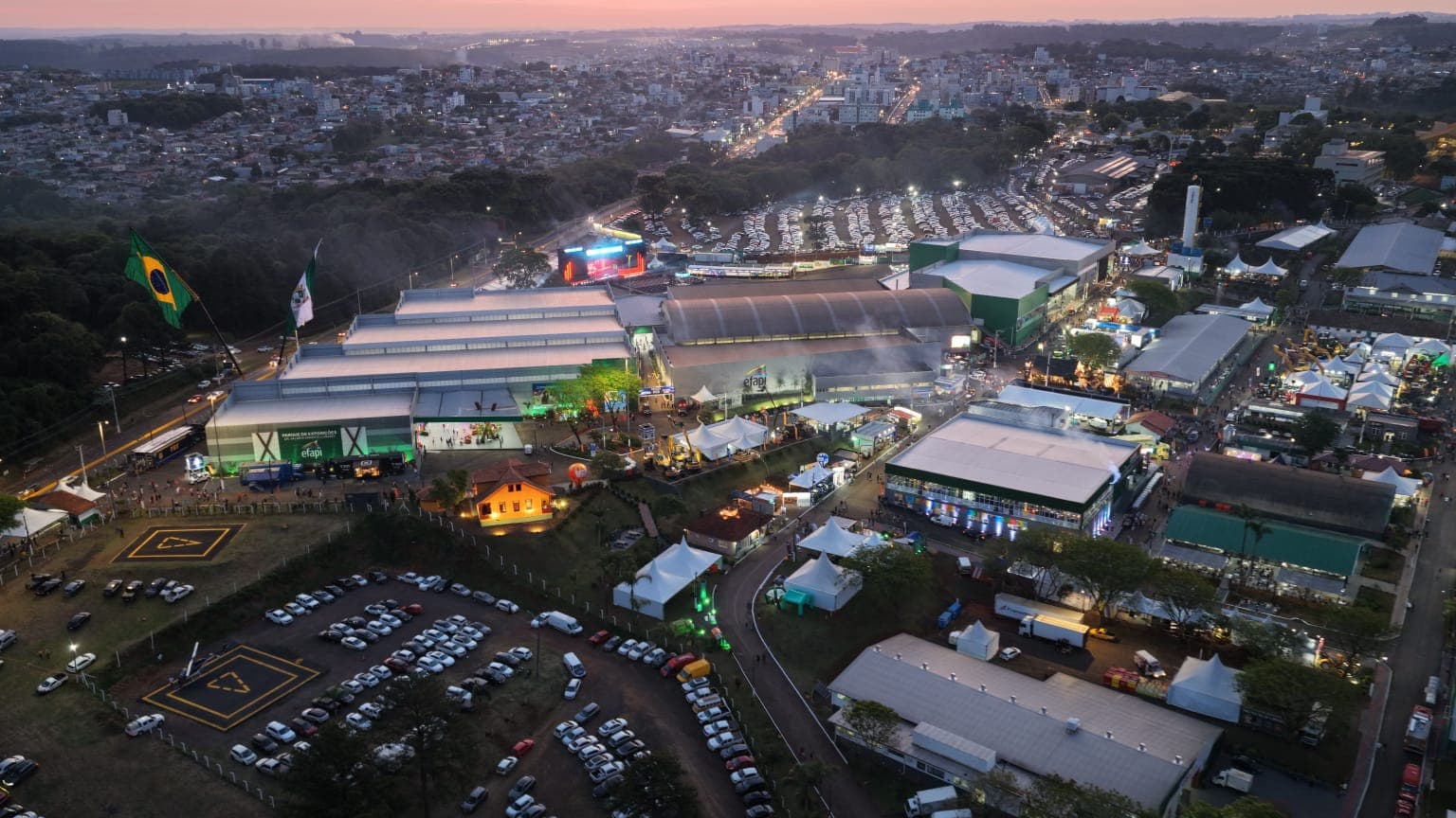 Expectativa é ultrapassar 500 mil pessoas até o encerramento. (Foto: Prefeitura de Chapecó)