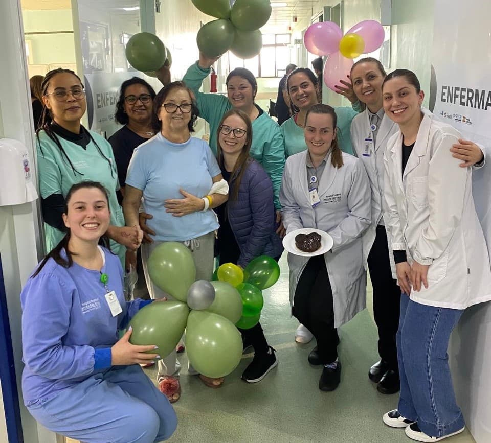 Hospital cria “Corredor da Esperança” para celebrar vitórias de pacientes