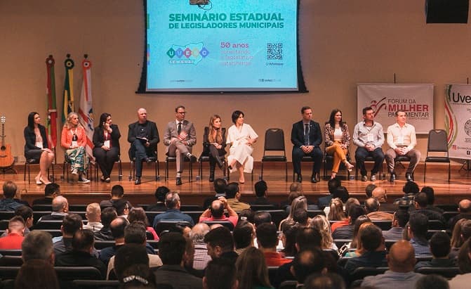 Mais de 300 vereadores catarinenses se reúnem no Seminário Estadual de Legisladores (Foto: Alesc)