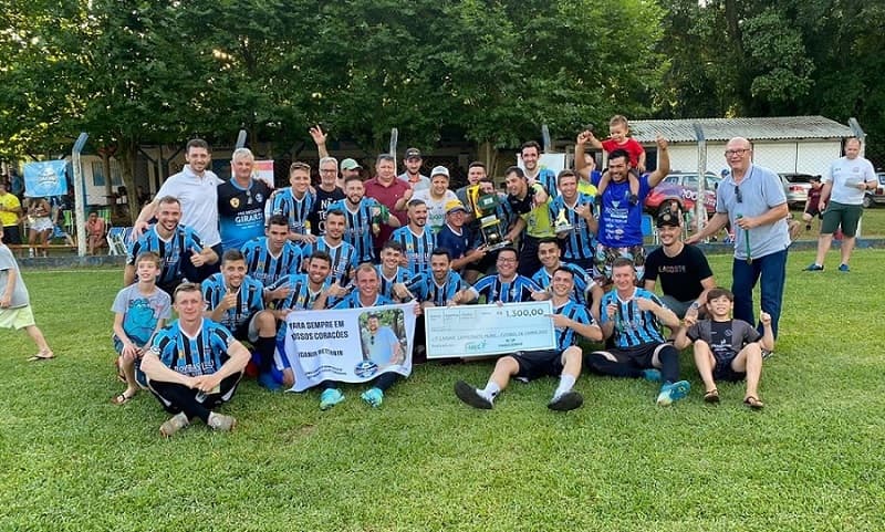 Grêmio Santa Lúcia/Boleiros é o atual campeão da Série Ouro (Foto: Divulgação FMEC)