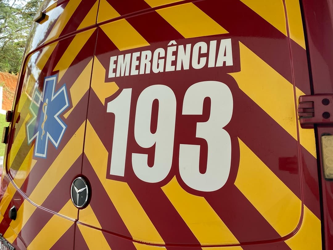 Homem sofre queda de quatro metros em Águas de Chapecó