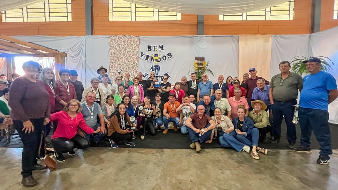 Grupo São Francisco da linha Garibaldi conquista o troféu do Jasti em Nova Itaberaba