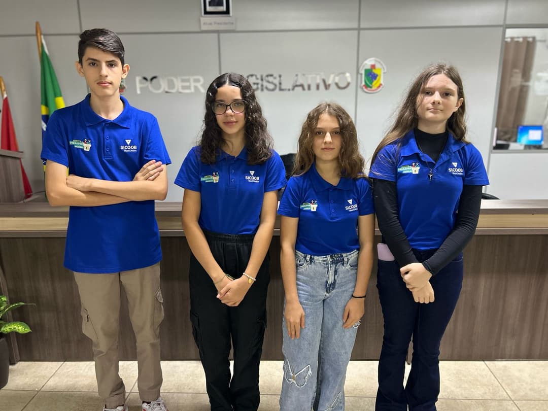 Vereadores mirins de Águas Frias realizam primeira sessão ordinária de 2025 e elegem Mesa Diretora