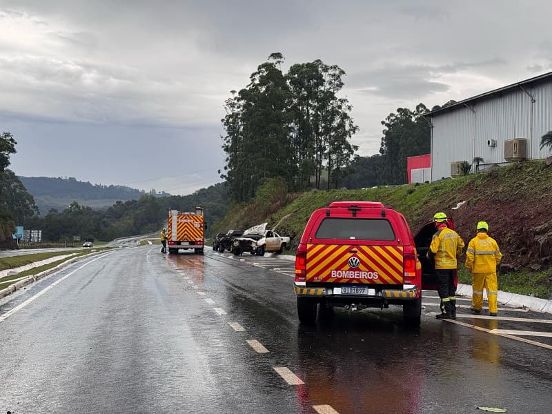 Acidente em Nova Itaberaba na BR-282 (Foto: Divulgação)