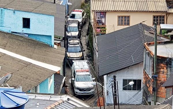 Mais de 150 agentes participaram de operação em SC (Foto: PM)