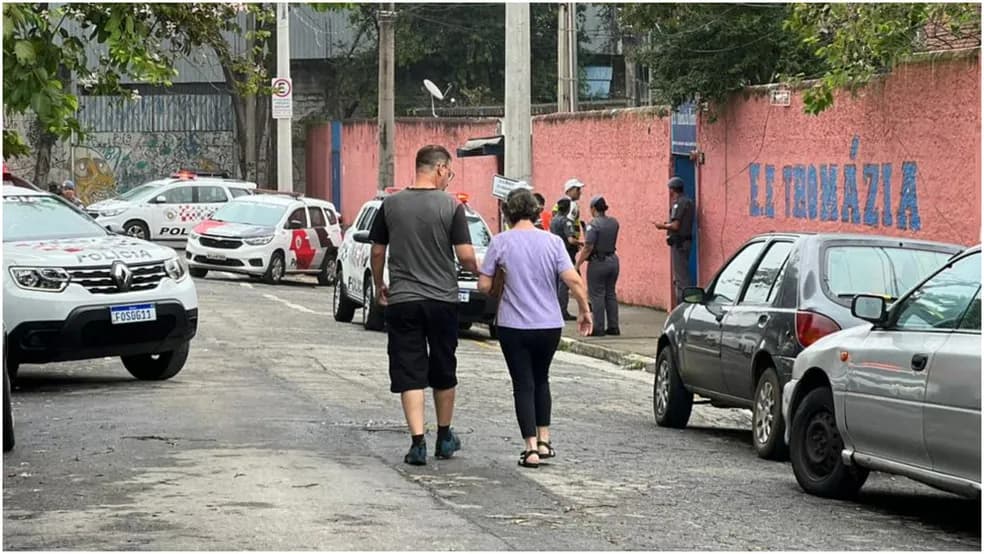 Professores e alunos foram esfaqueados em São Paulo (Foto: Cristina Mayumi / TV Globo)