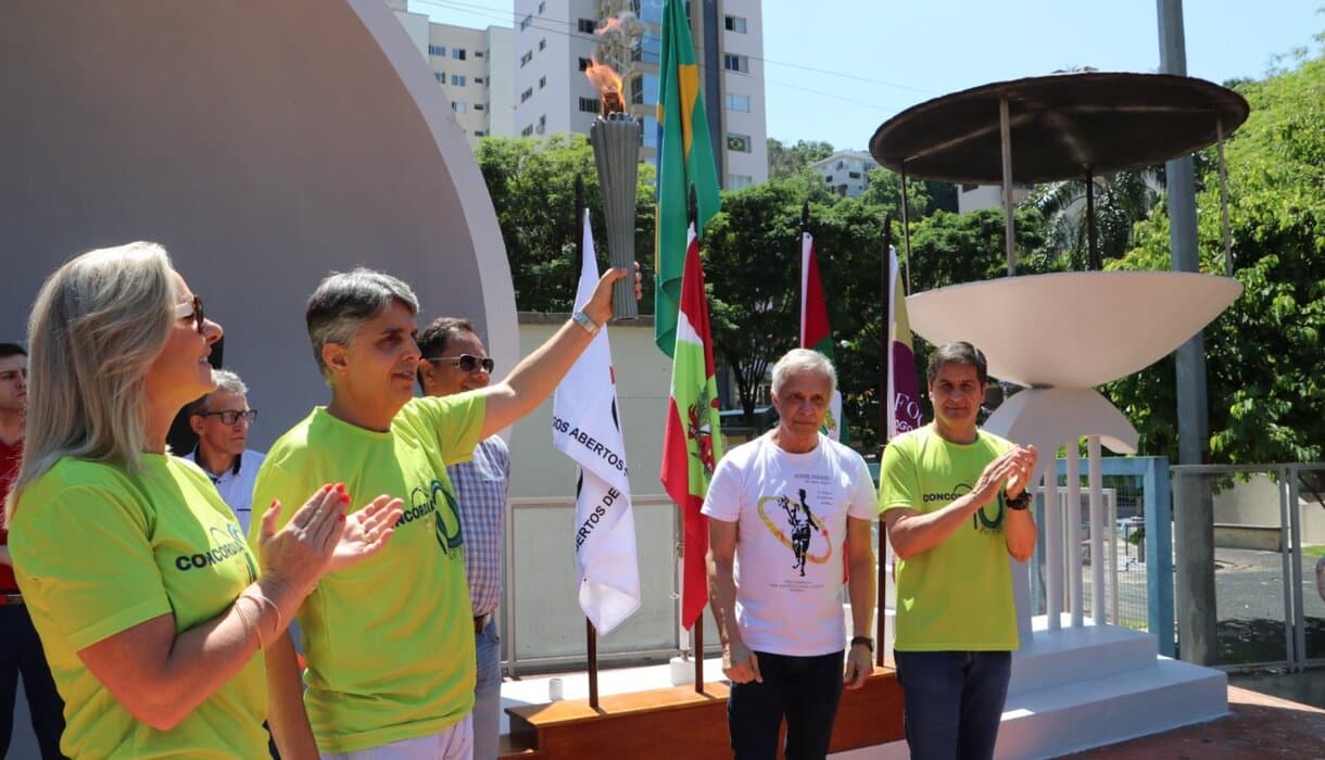 Fogo simbólico também chegou a Concórdia (Foto: Lana Correa Pinheiro/Prefeitura de Concórdia)
