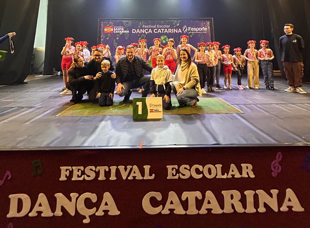 Grupo Vivenciarte de Nova Erechim conquista cinco premiações no Festival Dança Catarina