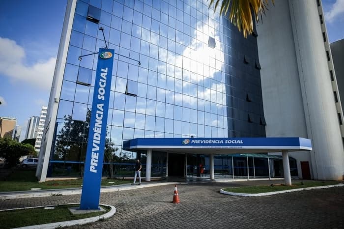Flávio Dino considera inconstitucional redução da aposentadoria por invalidez da reforma da Previdência