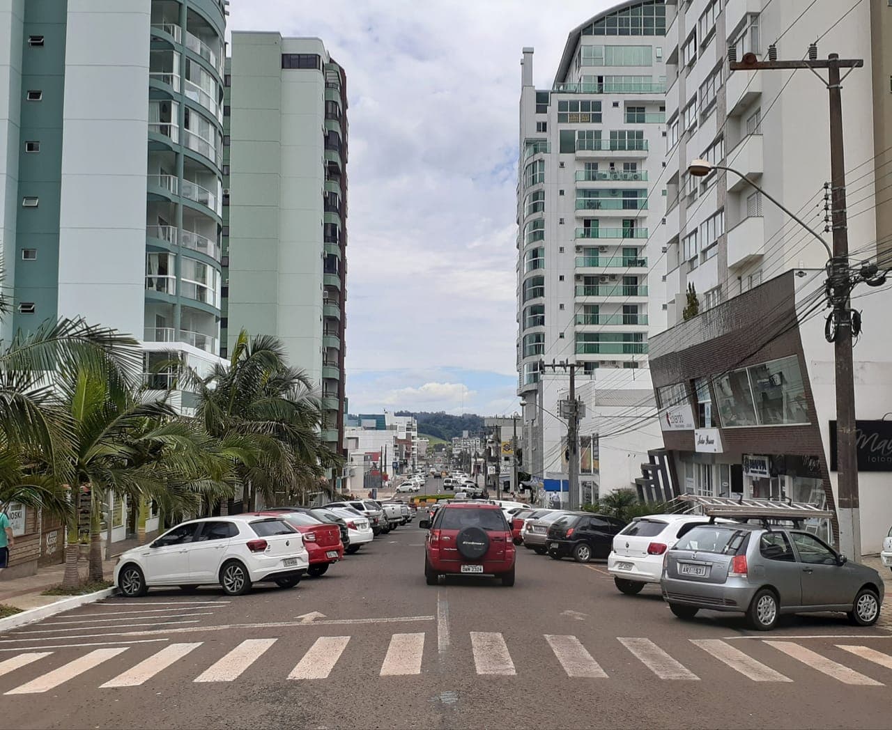 Rua João Pessoa de Pinhalzinho (Foto: Jaine Kasper)