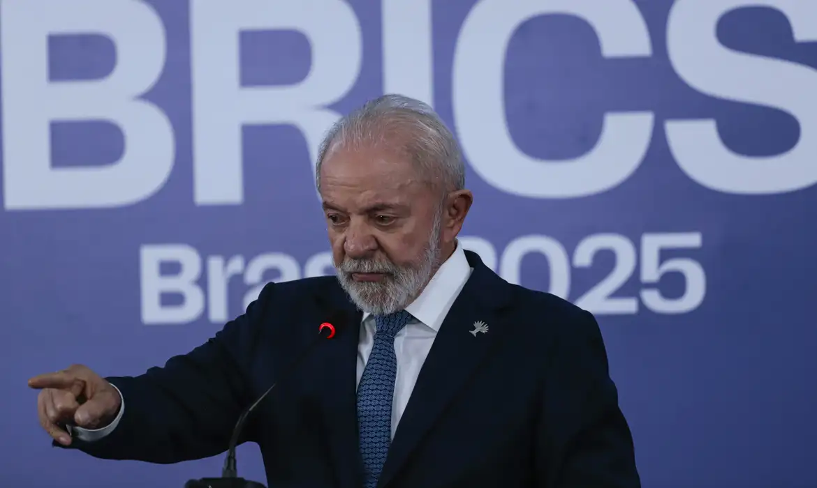 Lula defende fortalecimento do Brics diante de tarifaço dos EUA