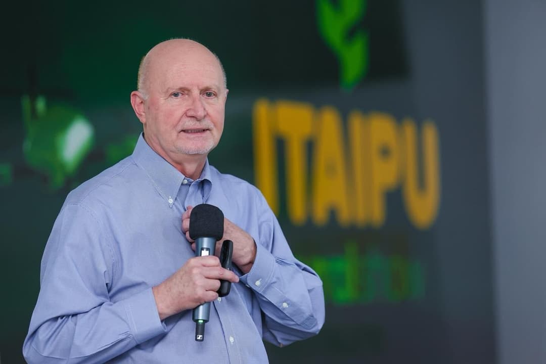 Ex-presidente da John Deere aborda desafios do agro em palestra