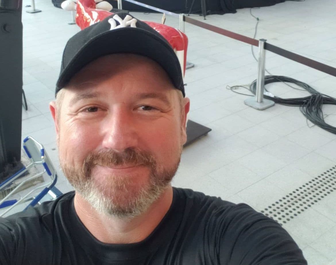 Radialista é encontrado morto em residência