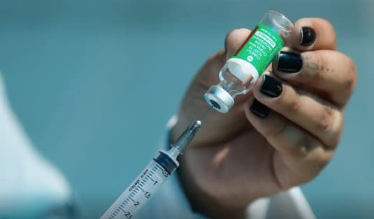 Vacina contra a covid-19 (Foto:  Tânia Rêgo/Agência Brasi)