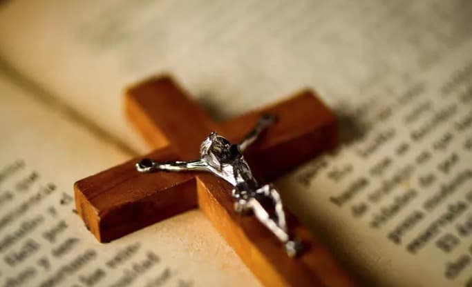 Santa Catarina amplia lei contra ofensas religiosas e endurece punições