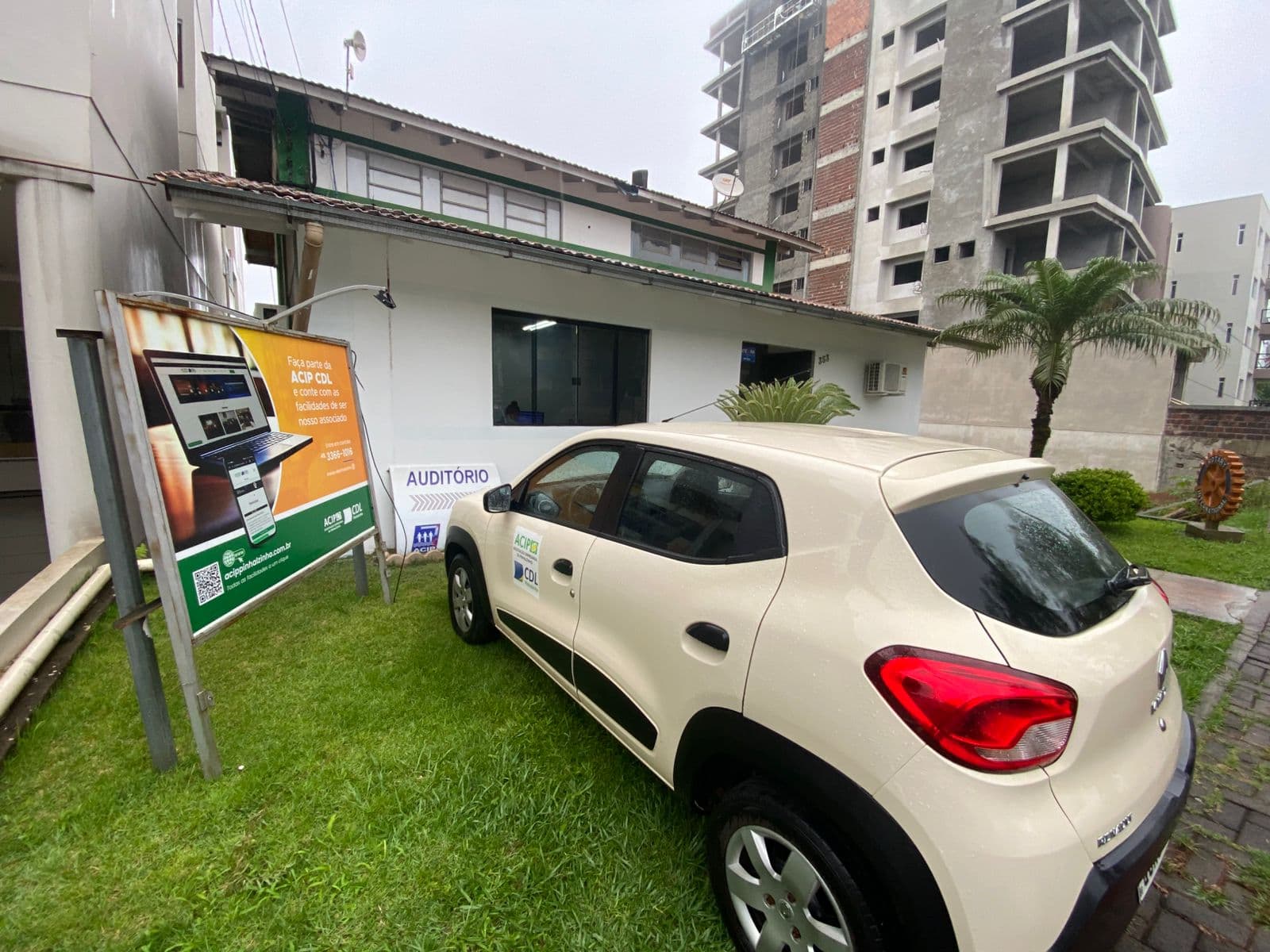 Acip/CDL de Pinhalzinho muda de endereço para iniciar construção da nova sede