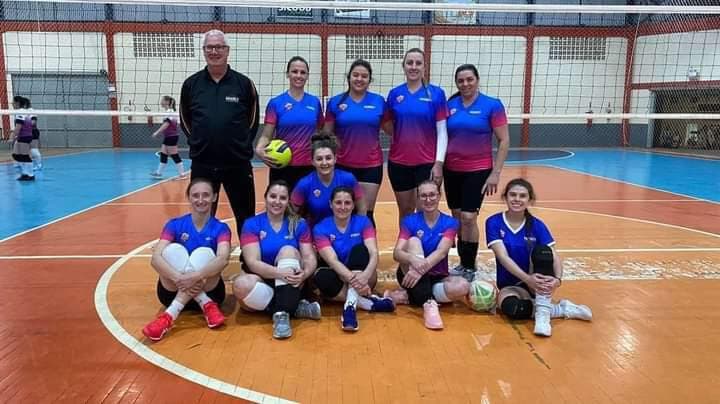 Equipe de Voleibol de Modelo participará da Taça Integração de Voleibol