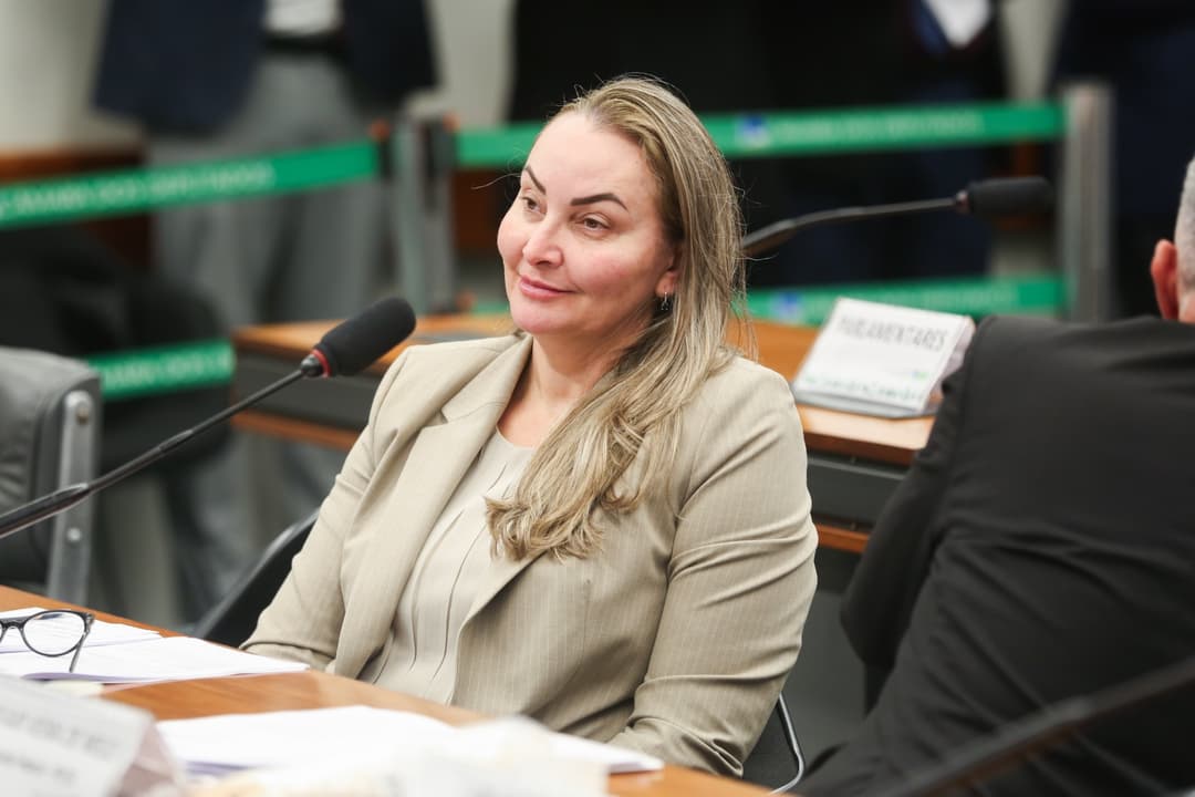 Política agrícola e proteção do leite nacional avançam em comissões da Câmara