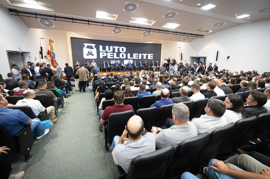 Criado Grupo de Trabalho para discutir crise do leite em Santa Catarina