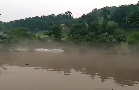 Piloto de jet ski morre ao atingir fiação elétrica