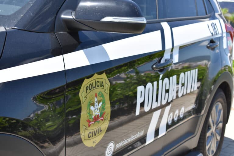 Espertinho tenta se aproveitar de sua profissão para abusar de mulher