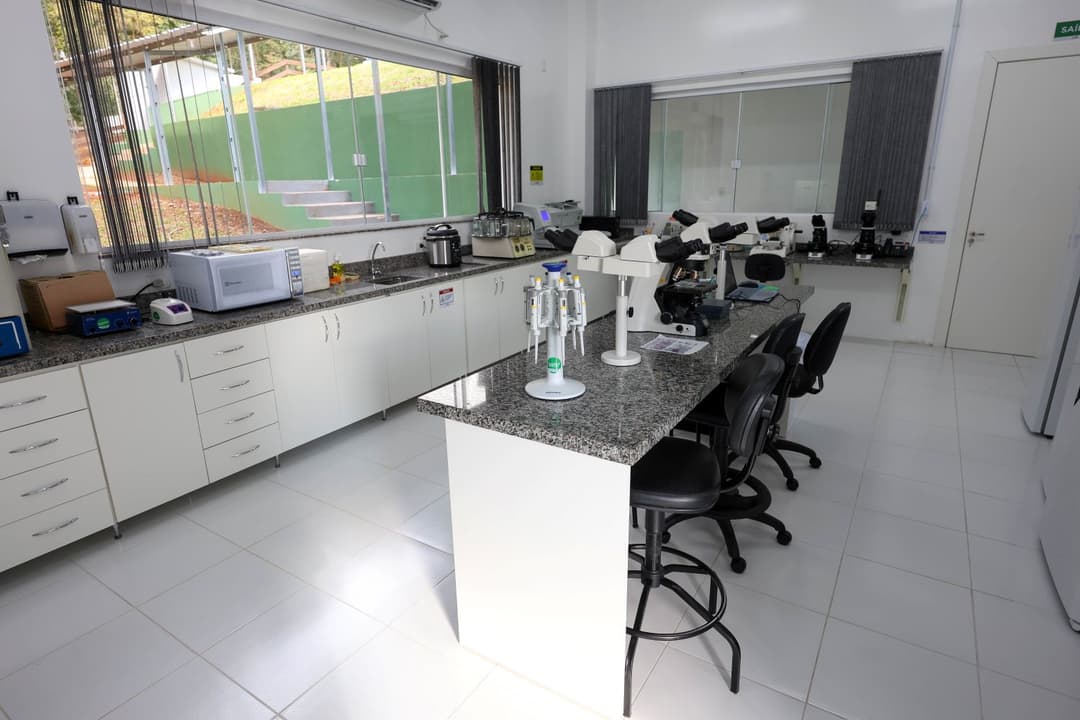 Oeste catarinense avança em inovação com laboratórios de última geração