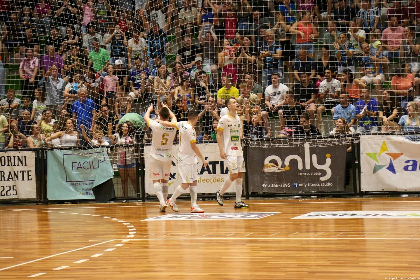 Sócio torcedor tem entrada gratuita nos jogos do time em casa (Foto: Felipe Eduardo Zamboni)