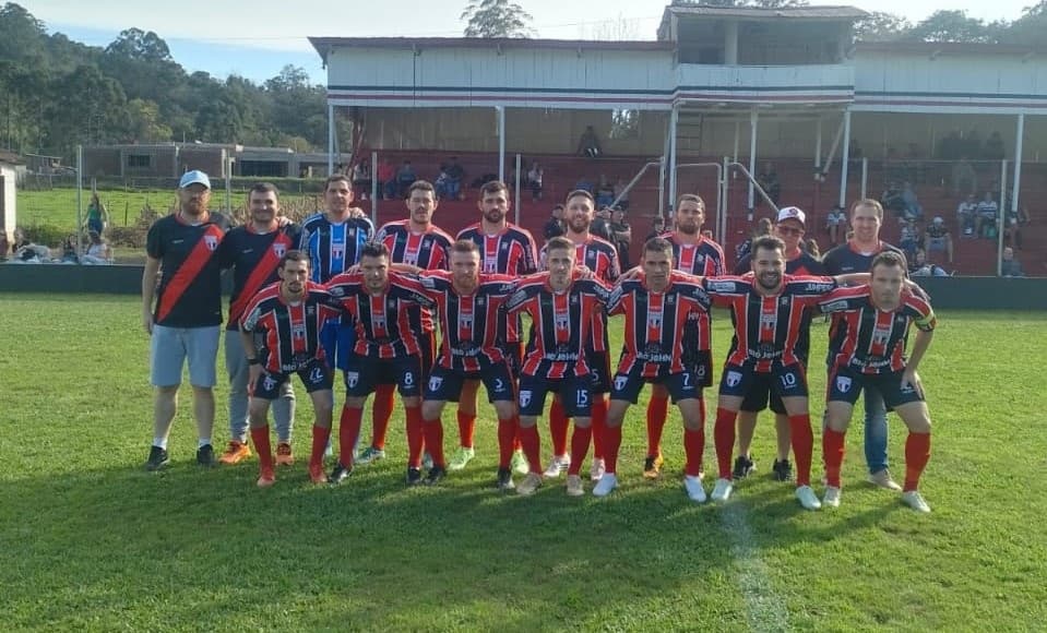 Equipe pinhalense tinha diversos desfalques na partida do final de semana (Foto: Divulgação)