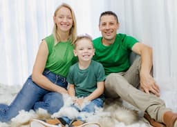 Lizane, Rodrigo e o filho tiveram novas chances na vida (Foto: Arquivo pessoal)