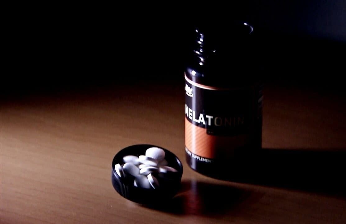 Estudo liga uso prolongado de melatonina a maior risco de problemas cardíacos