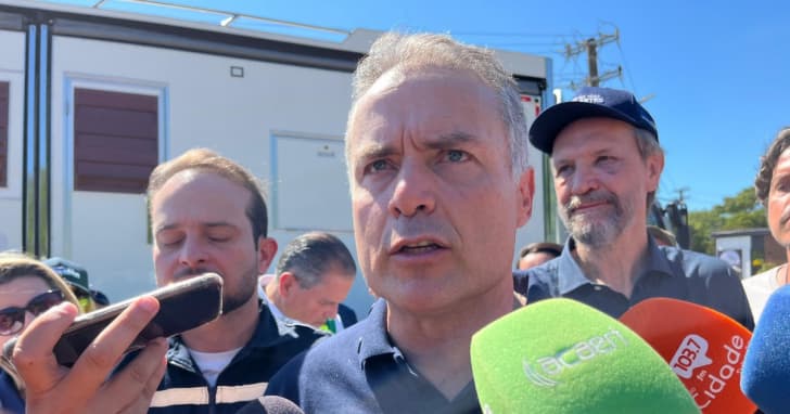 Ministro dos Transportes critica governo de SC e expõe distanciamento político