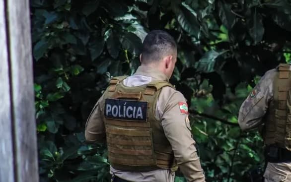 Criminoso aplica golpe pelo telefone e esvazia contas de moradora