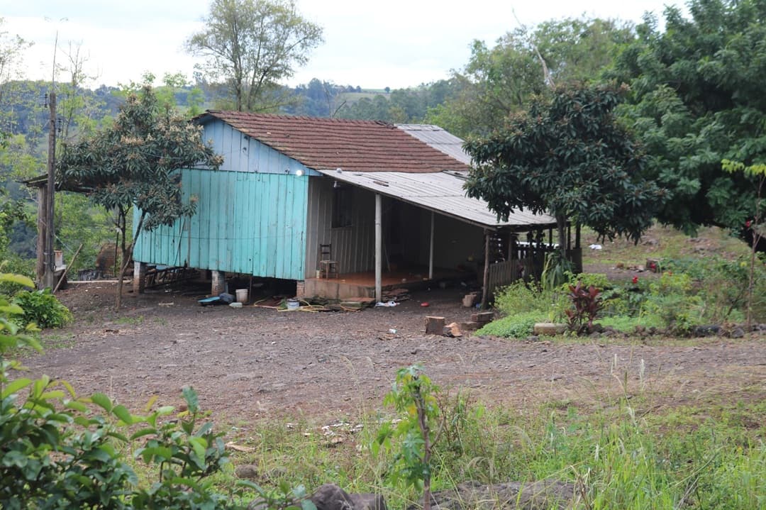 Casa da mulher desaparecida em Nova Itaberaba  (Foto: Gilmar Bortese)