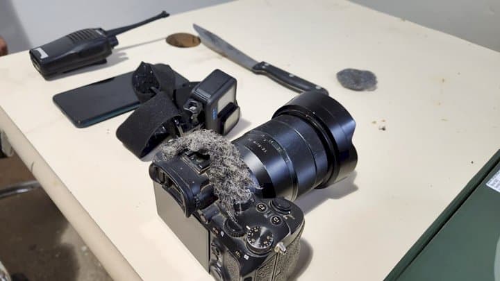 Materiais apreendidos na casa do youtuber (Foto: Polícia Militar)