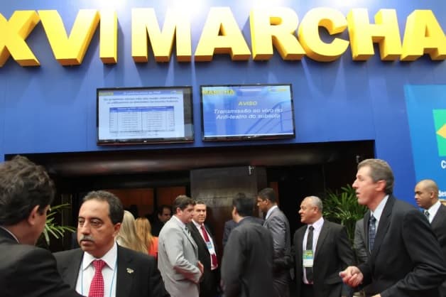 "Marcha dos Prefeitos" em Brasília, reúniu representantes de vários municipios (Foto: Foto: Divulgação)