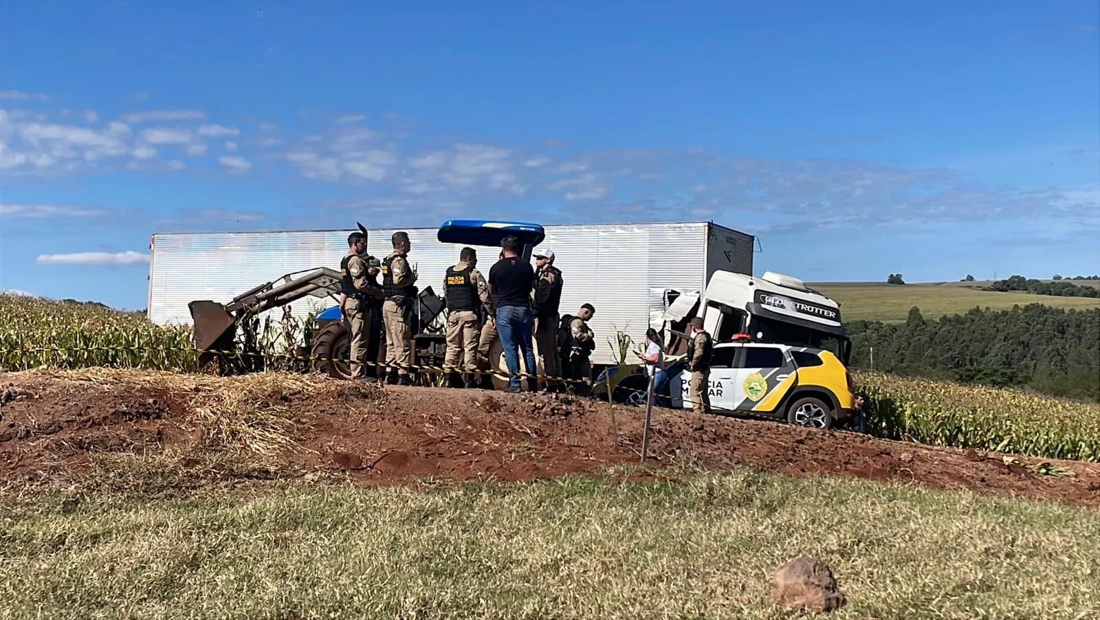 Confronto aconteceu na cidade de Santa Tereza do Oeste (Foto: Luiz Felipe Max)