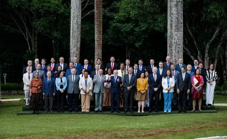 Lula reúne ministros para avaliar governo e traçar prioridades até 2026