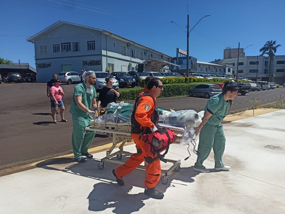 Saer acionado para transferir paciente de Pinhalzinho à Chapecó (Foto: SAER/Fron)