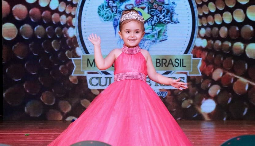 Pinhalense, Giordana de Gasperin Rolim de Moura é eleita Miss Brasil Luxo Baby 2023 (Foto: Reprodução )