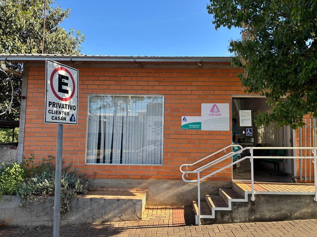 Consumidores da Casan terão redução de 4,21% na tarifa de água e esgoto (Foto: Henrique Paulo Koch)